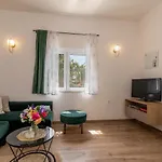 Apartment Fani *