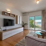 Apartment Fani *