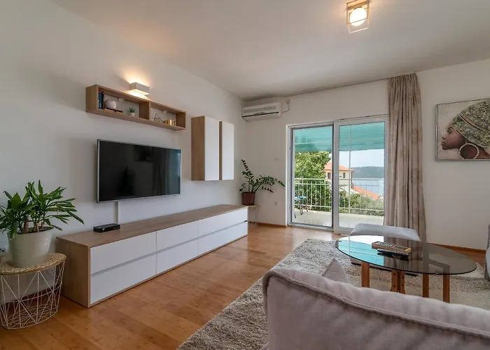 Apartment Fani *