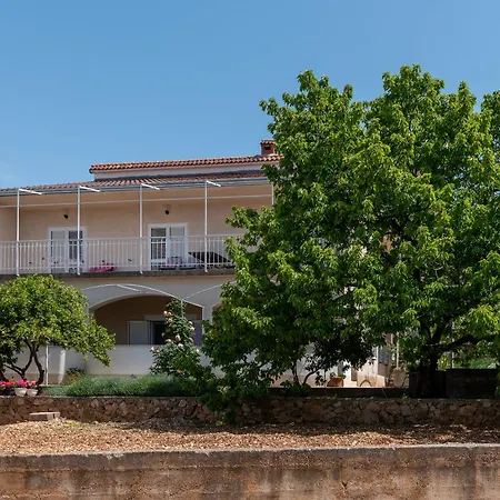 Апартаменты Fani *