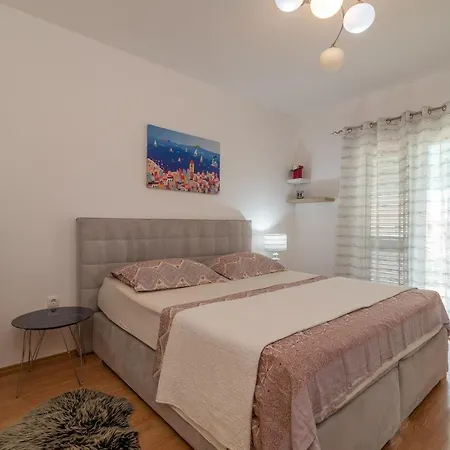Apartment Fani Trogir